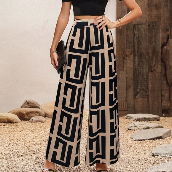 Khaki Preppy Women's Puff Sleeve Cropped Top Geometric Pattern Pants Set - Picture 3 of 5